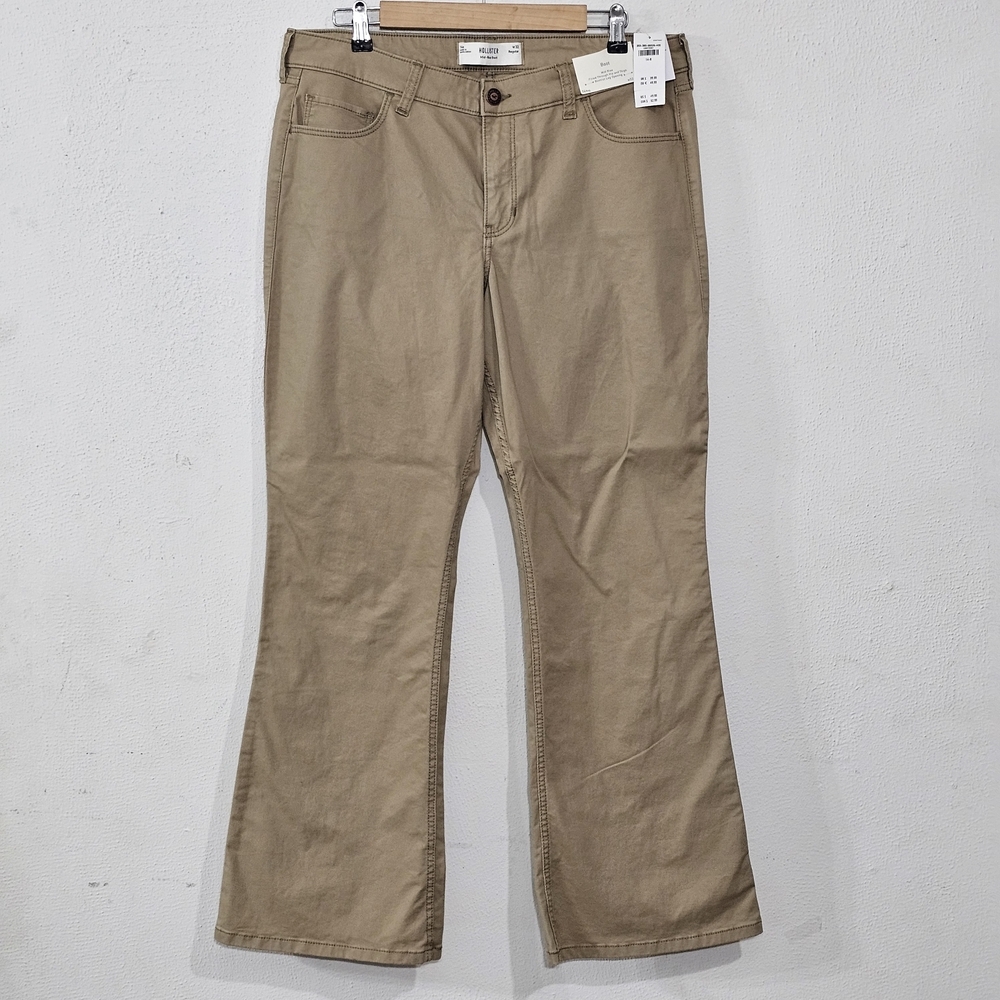 Hollister Women's Pants Size 14 Regular W32 Mid-Rise Bootcut Khaki Tan Casual